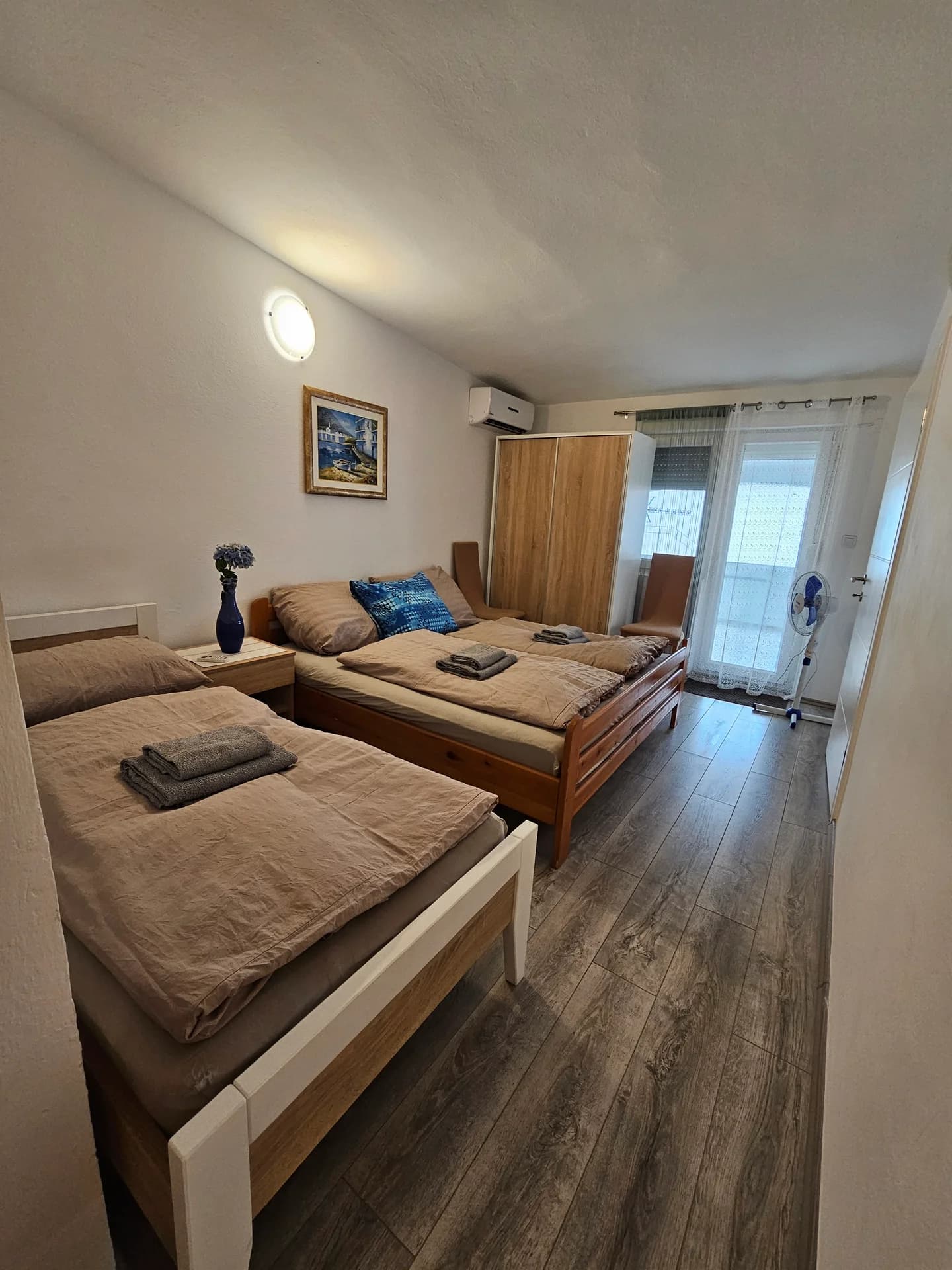 Apartment 2 [6+2] - View 2